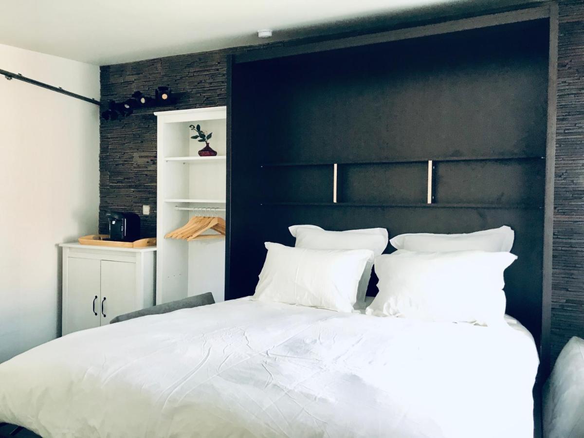 Guesthouse La Costiere - Logements Independants - Espace Piscine Jacuzzi لونيه المظهر الخارجي الصورة