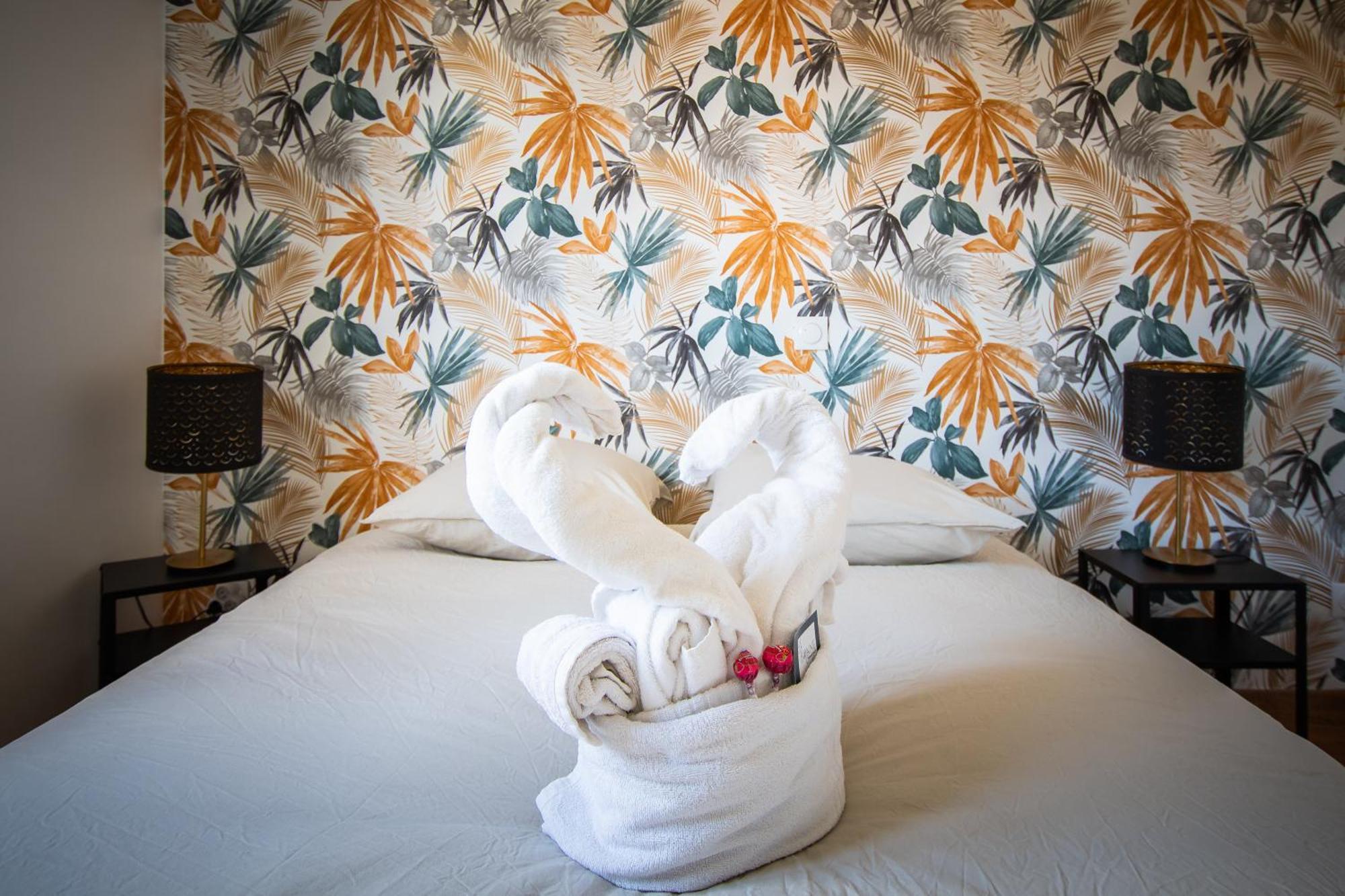 Guesthouse La Costiere - Logements Independants - Espace Piscine Jacuzzi لونيه المظهر الخارجي الصورة