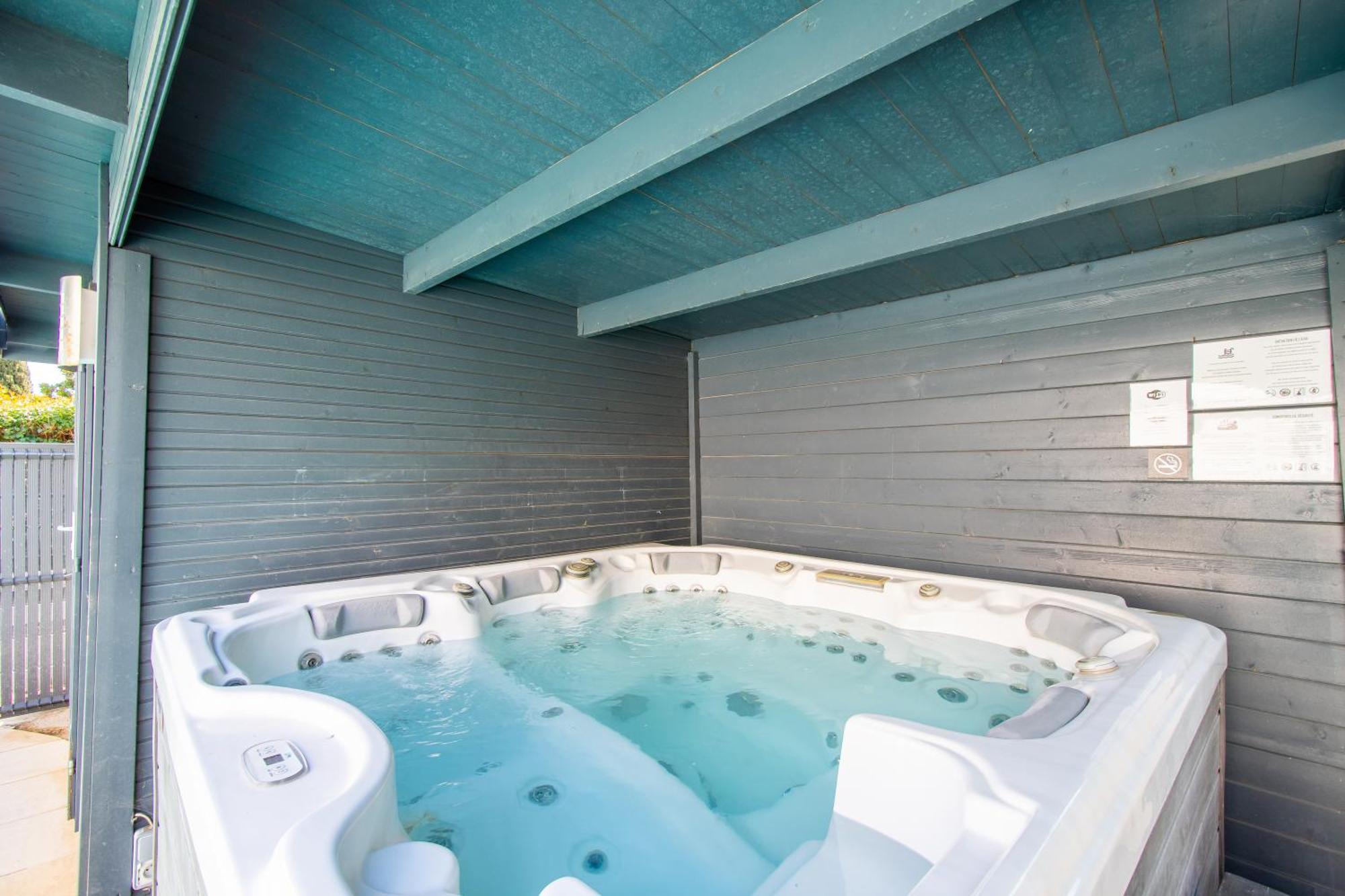 Guesthouse La Costiere - Logements Independants - Espace Piscine Jacuzzi لونيه المظهر الخارجي الصورة